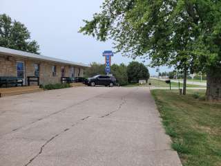 Sudbury Court Motel & RV Park