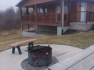 Summit Cabin 2, West Lake Park