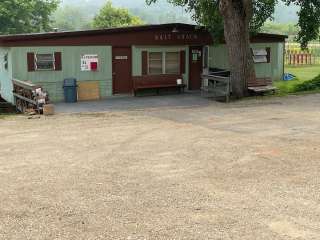 Yellowstone Lake Chalet Campground