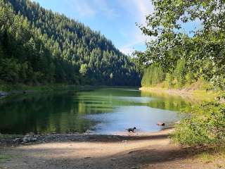 Solomon Lake Campsite