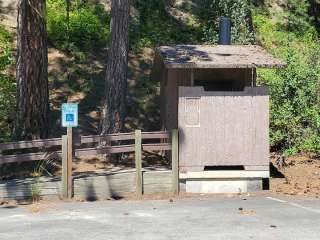 Killarney Lake Picnic Site