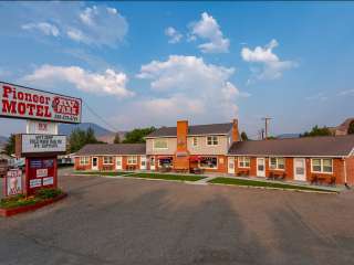 Pioneer Motel & RV Park