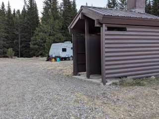 Lake Creek Trailhead & Campground