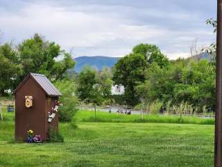 Colorado River Camp & Club