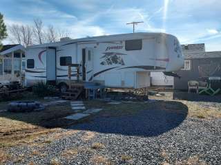 3 Seasons RV Resort