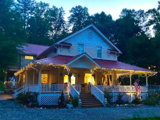 Misty Lake Lodge