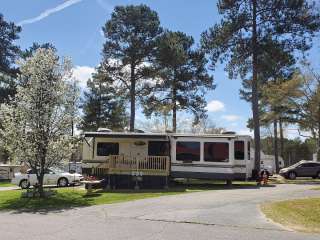 Forest Glen Mobile Home and RV Park