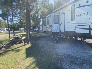 Honeysuckle Farm RV Park