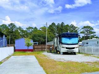 Happy Campers RV Park