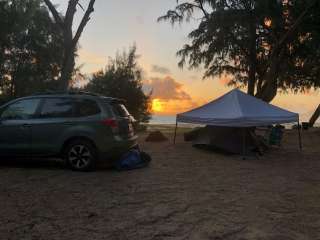 Bellows Field Beach Park