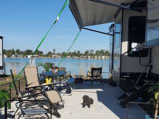 Waters Edge RV Resort