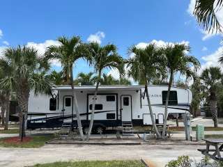 Neapolitan Cove RV Resort