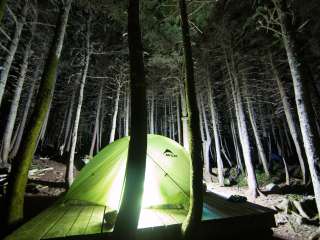 Hermit Lake Shelters