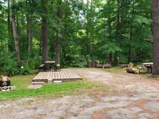 Bonnie Brae Cabins and Campsites