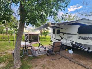 COE Lake Sakakawea Downstream Campground