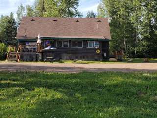 Wildhurst Lodge and Campground