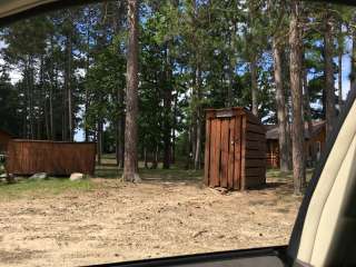 Highbanks Resort Campground on Lake Winnie