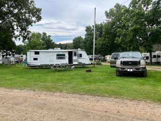 Oaks Campgrounds