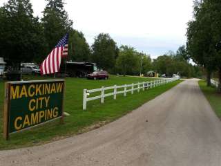 Mackinaw City Campground 