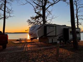 COE Sam Rayburn Reservoir San Augustine Park