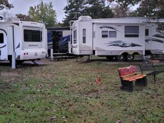 Treasure Lake RV Resort