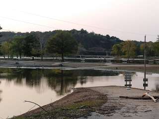 COE Bull Shoals Lake River Run Park