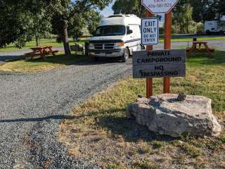 Cardwell General Store and Campground