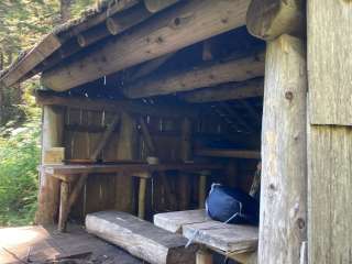 Punchbowl Lake Shelter Site Lookout/cabin