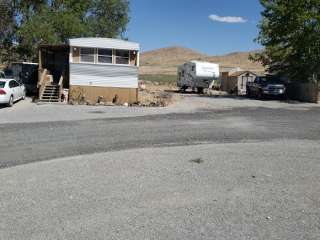 Star Point Trading Post & RV Park