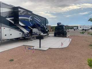 Isleta Lakes & RV Park