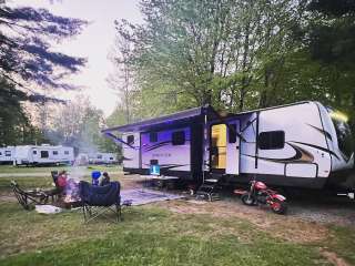 Adirondack Gateway Campground & Lodge