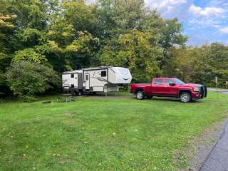 Darien Lakes State Park