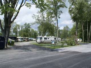 Niagara Falls Campground & Lodging