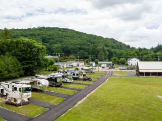 Big Mike's Creekside RV Resort