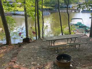 High Rock Lake Marina and Campground