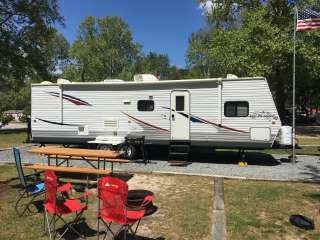 Fayetteville RV Resort & Cottages