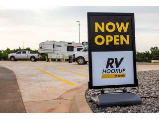 Love's RV Hookup-Bellefontaine OH 810