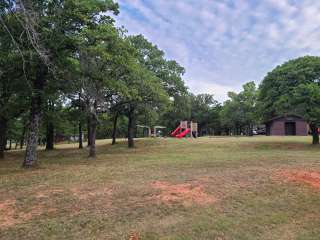 Lake Thunderbird State Park - Rose Rock RV Campground