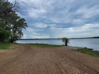 Lake Shore RV and Recreation Park