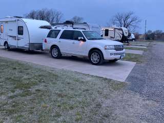 T&R RV Resort