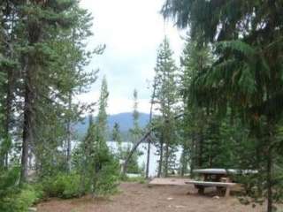 Olallie Lake Guard Station Cabin