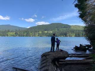 Lake Merwin Camper's Hideaway