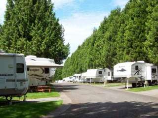 Rolling Hills Mobile Terrace & RV Park of Portland