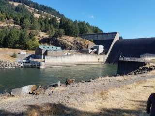 COE Dorena Reservoir Schwarz Campground