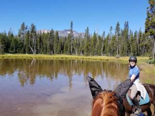 Deschutes National Forest Whitefish Horse Camp