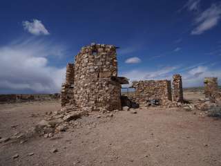 Two Guns Ghost Town