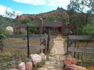 Crescent Moon Ranch Cabin