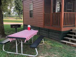 Nashville RV and Cabins Resort