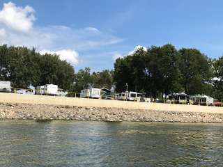 Botel Campground