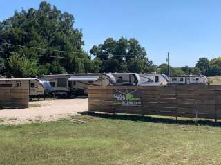 Eagles Nest RV Park